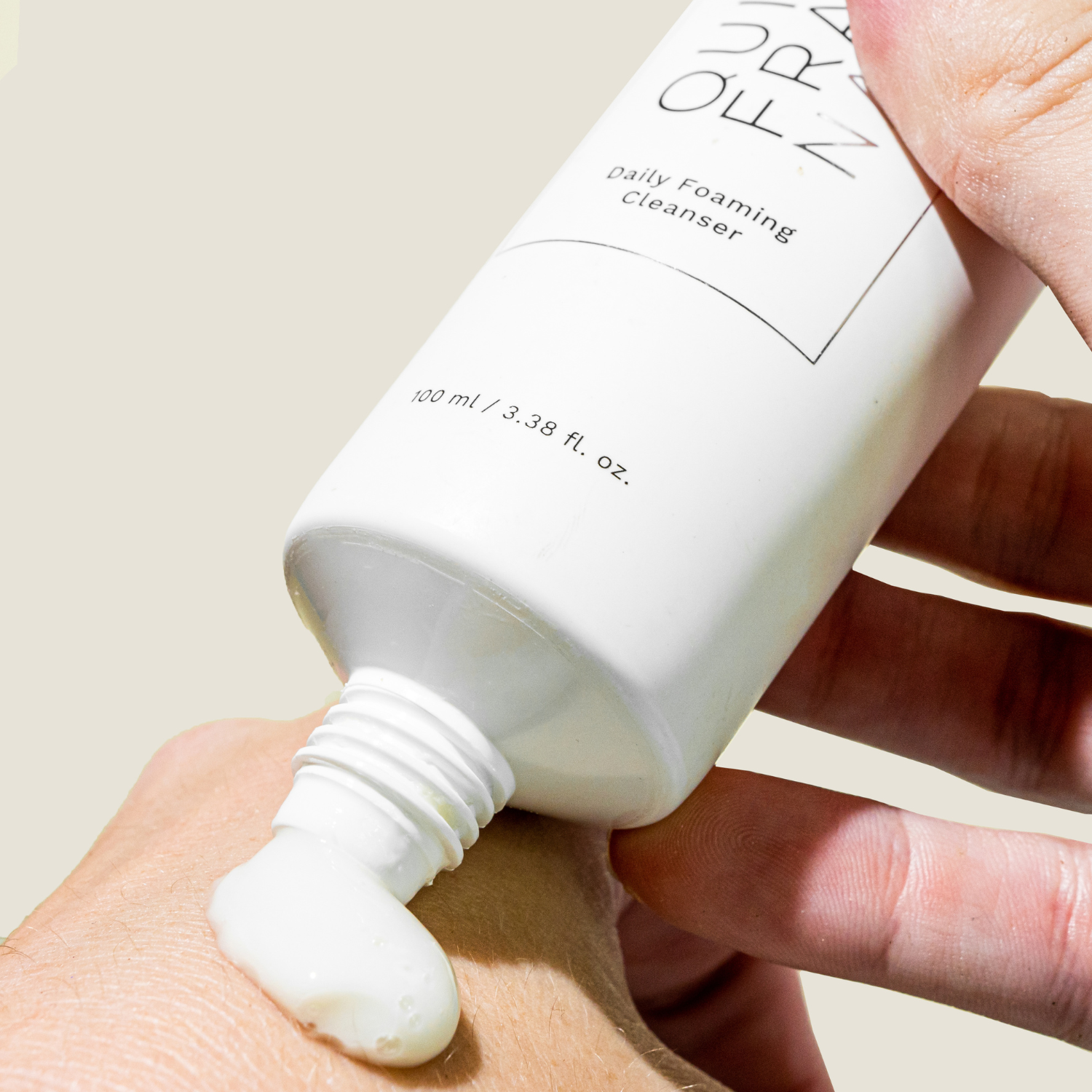BALANCING DAILY FOAMING CLEANSER