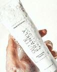 REVITALISING DAILY FOAMING CLEANSER